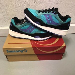 Saucony